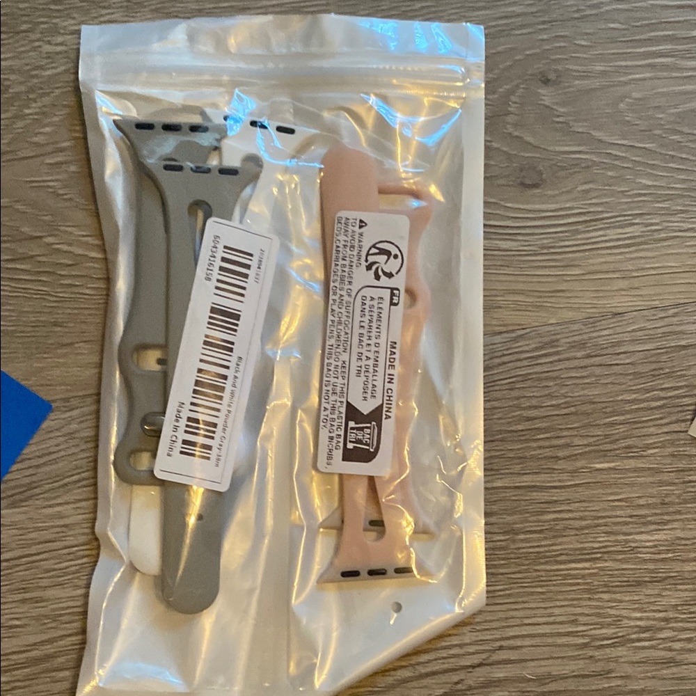 Apple Watch Wristbands in Gray and Pink